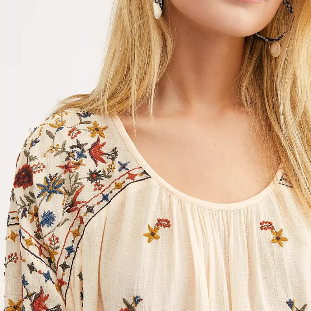 Free People Embroidered Wild Flowers Blouse Size XS - Picture 4 of 15